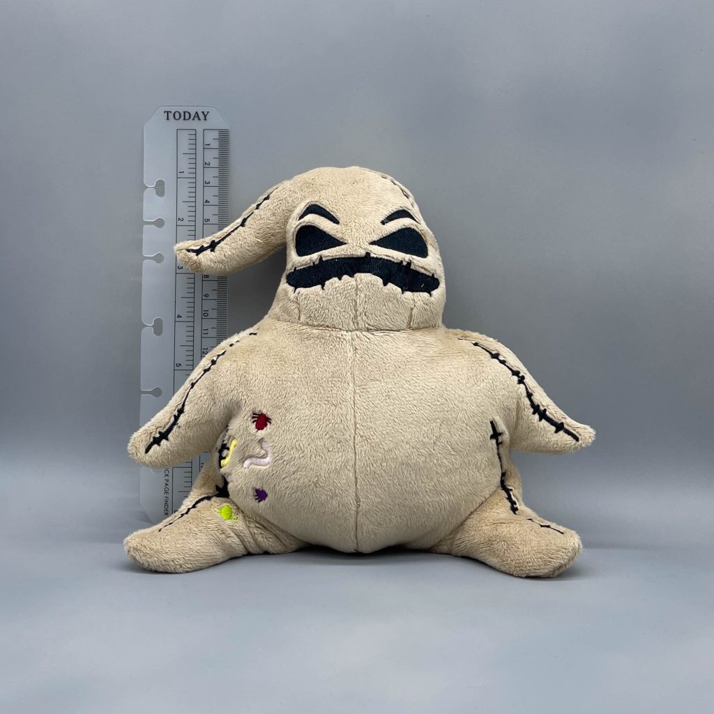 Oogie Boogie avec règle verticale